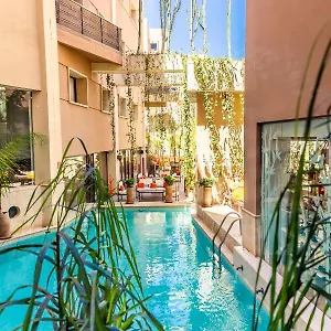 Dellarosa Boutique And Spa Отель